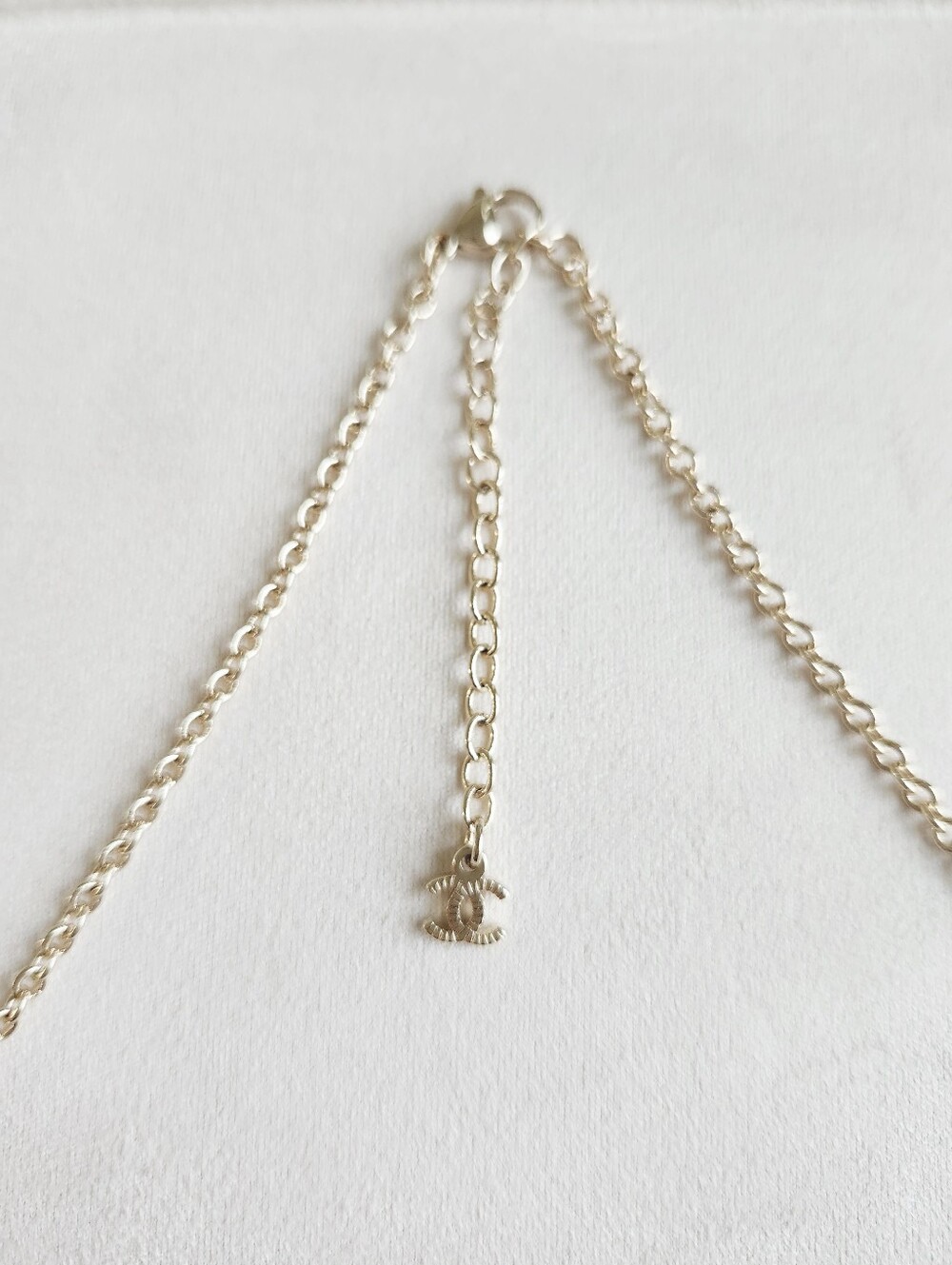 Gold Tone Pendant Necklace Crystal Rhinestone Charm Dainty Chain Fashion Jewelry - Picture 3 of 5